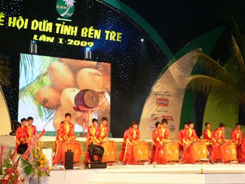 The first Coconut Festival held in Ben Tre Province last year The first Coconut Festival held in Ben Tre Province last year
